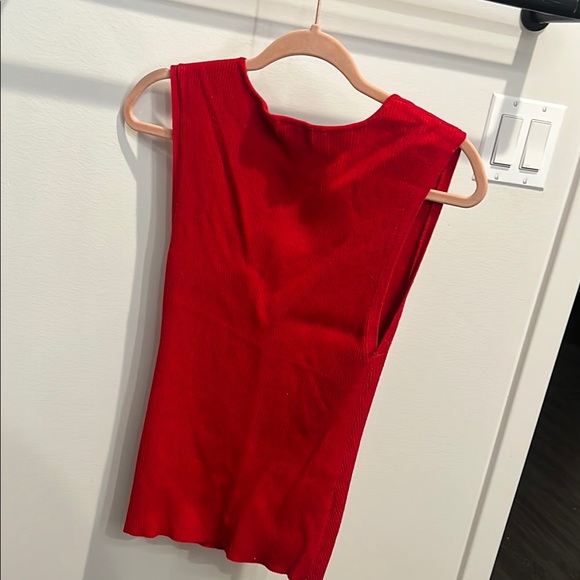 Anthropologie knit red ribbed sleeveless top with sweetheart vneck neckline - Picture 4 of 4